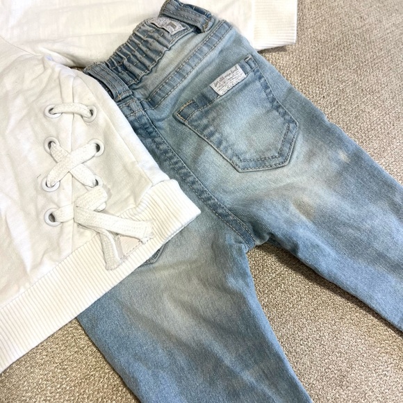 7 For All Mankind Kids 2PC Girls Outfit Set 12M Sweatshirt/Jeans - Picture 3 of 5